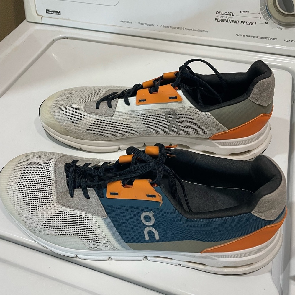 On Running Men's Cloudrift Sneakers Size 12 - White, blue and Orange
